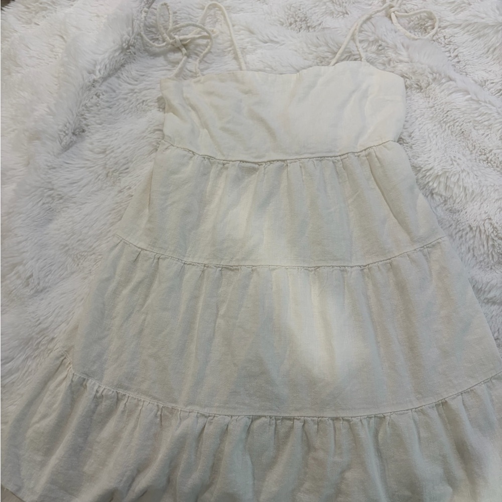 Abercrombie & Fitch Cream dress